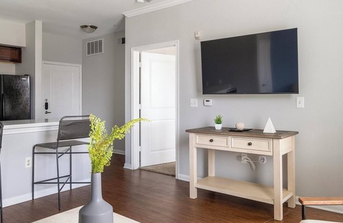 Atascocita Apartment | Landing | Modern 1BD, Clubhouse, Gym