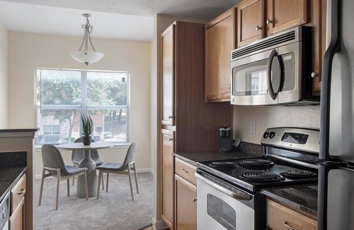 Sweetbriar Apartment | Landing | Modern 1BD, Clubhouse, Gym