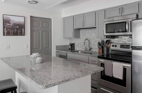 Green Hills Apartment | Landing | Modern 1BD, Courtyard, Pool