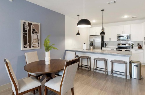 Weston Apartment | Landing | Modern 1BD, Game Room, Yoga Studio