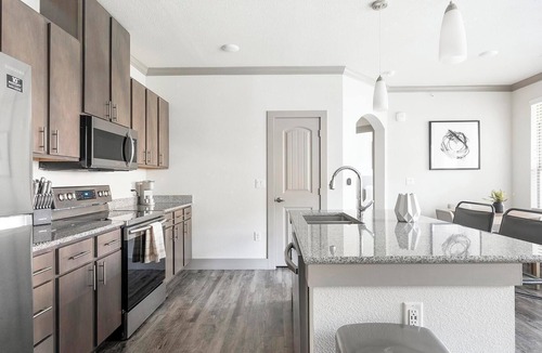 Manor Apartment | Landing | Modern 1BD, Gym, Clubhouse