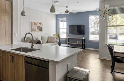 Sand Ridge Apartment | Landing | Modern 1BD, Gym, Clubhouse
