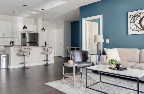 Mableton Apartment | Landing | Modern 1BD, Gym, Pool