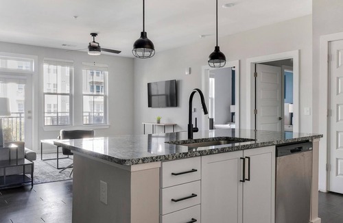 Mableton Apartment | Landing | Modern 1BD, Gym, Pool