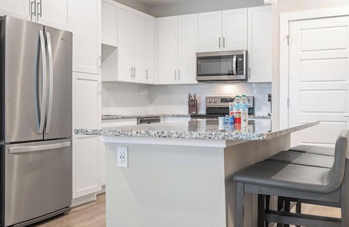 Southeast Orlando Apartment | Landing | Modern 1BD, Gym, Clubhouse