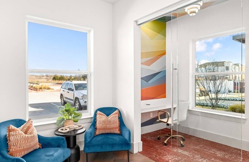 Red Oak Apartment | Landing | Modern 1BD, Gym