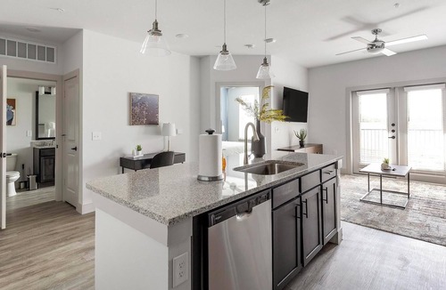 Corinth Apartment | Landing | Modern 1BD in Corinth