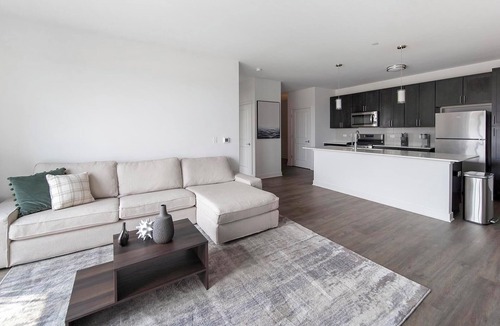 Schaumburg Apartment | Landing | Modern 1BD, Pool, Yoga Studio