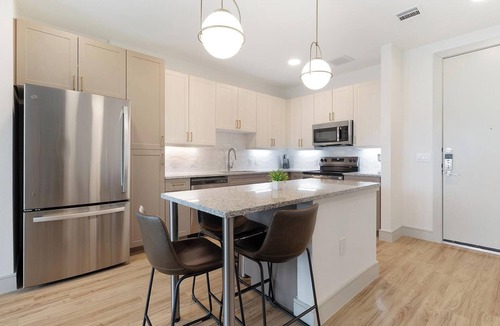 Scofield Farms Apartment | Landing | Modern 1BD, Pool, Gym