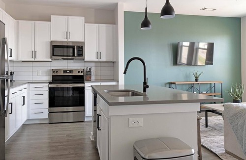 Sugar Hill Apartment | Landing | Modern 1BD, Pool, Gym