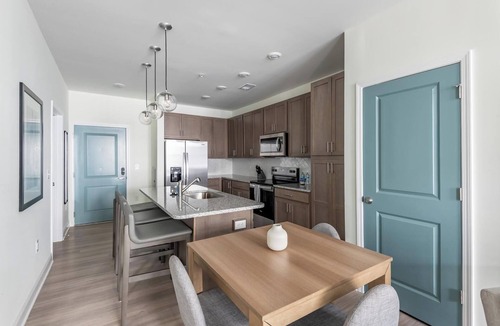 Wilmington Apartment | Landing | Modern 1BD, Pool, Clubhouse
