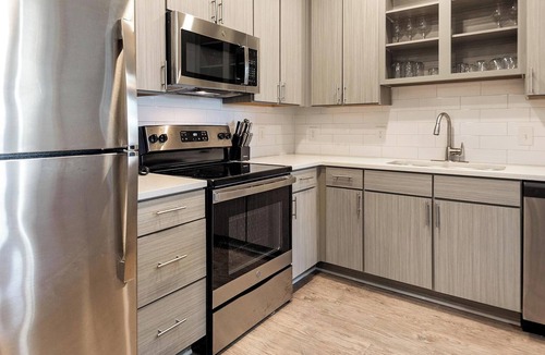 Cordova Apartment | Landing | Modern 1BD, Pool, Clubhouse