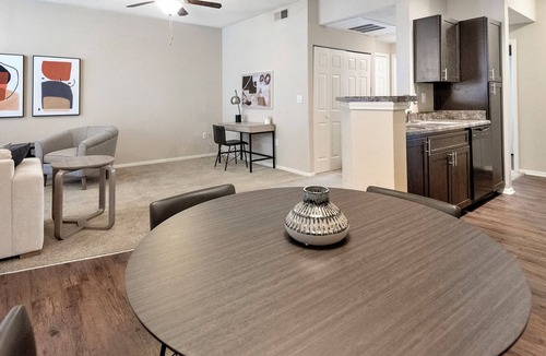 Germantown Apartment | Landing | Modern 1BD, Tennis Court, Gym
