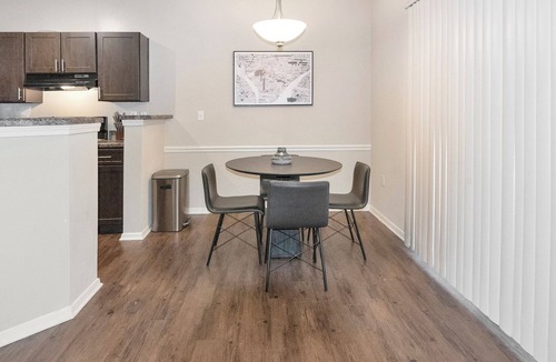Germantown Apartment | Landing | Modern 1BD, Tennis Court, Gym