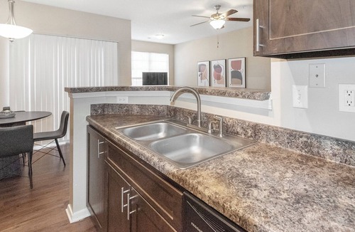 Germantown Apartment | Landing | Modern 1BD, Tennis Court, Gym