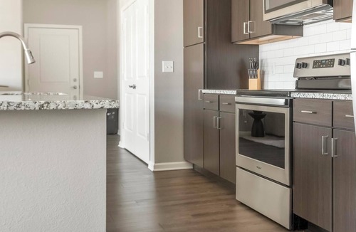 Chesterfield Apartment | Landing | Modern 1BD, Clubhouse, Pool