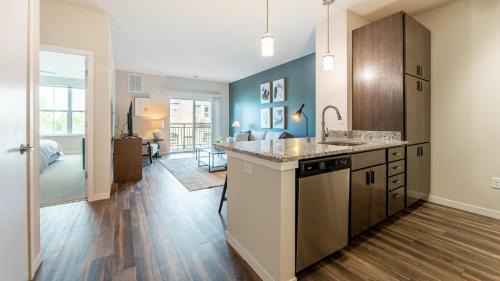 Manassas Park Apartment | Landing Modern 1BD Gym Pool
