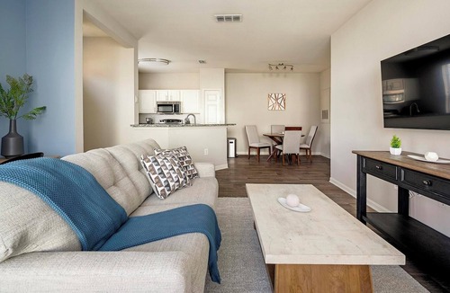 Murfreesboro Apartment | Landing | Modern 1BD, Gym, Clubhouse