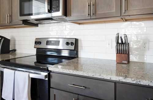 Stone Oak Apartment | Landing | Modern 1BD, Pool, Game Room