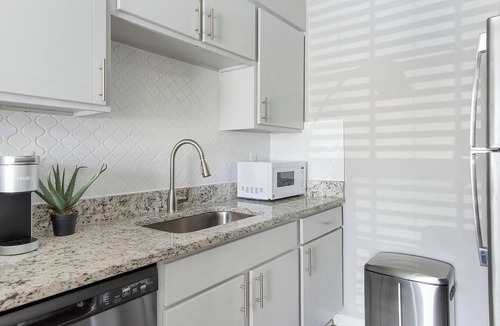 Royal Ridge Apartment | Landing | Modern 1BD, Gym, Clubhouse