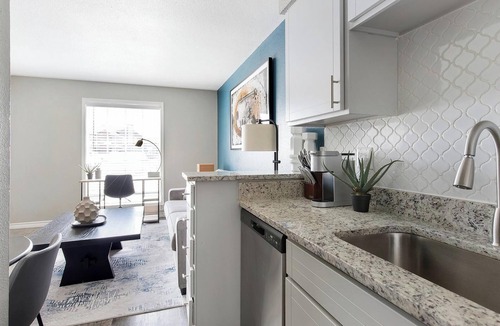 Royal Ridge Apartment | Landing | Modern 1BD, Gym, Clubhouse