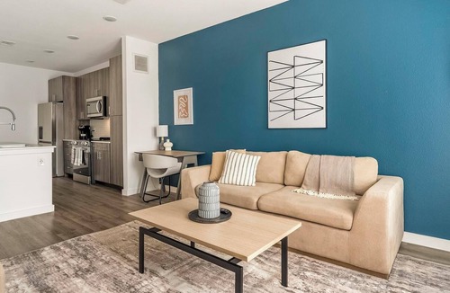 San Antonio Apartment | Landing | Modern 1BD, Pool, Gym