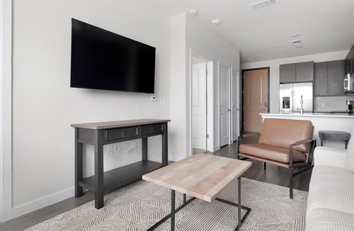 Wetmore Apartment | Landing | Modern 1BD, Gym, Clubhouse