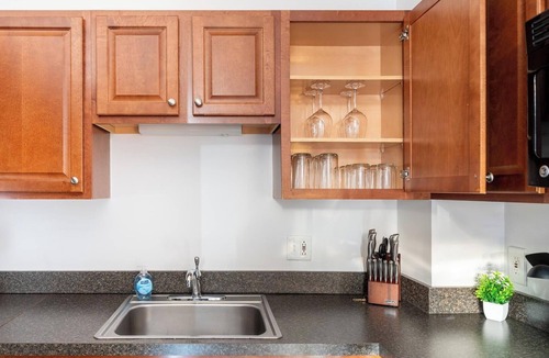 Metro Center Apartment | Landing | Modern 1BD, Courtyard