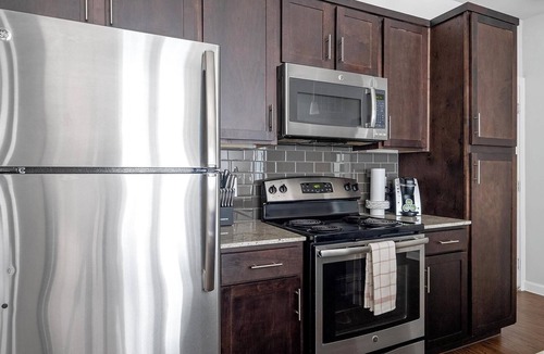 Buda Apartment | Landing | Modern 1BD, Yoga Studio, Clubhouse