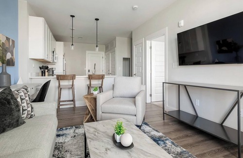 Hickory Apartment | Landing | Modern 1BD, Yoga Studio, Clubhouse