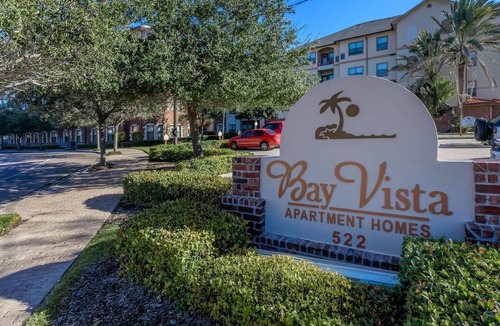 Del Mar Apartment | Landing | Modern 2BD, Clubhouse
