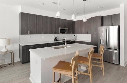 Crestline Heights Apartment | Landing | Modern 2BD, Pool, Clubhouse