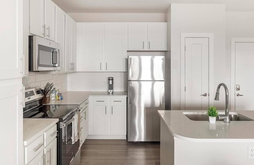 Belle Mina Apartment | Landing | Modern 2BD, Clubhouse, Courtyard