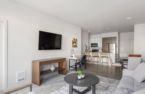 Smokey Point Apartment | Landing | Modern 2BD, Clubhouse, Pool
