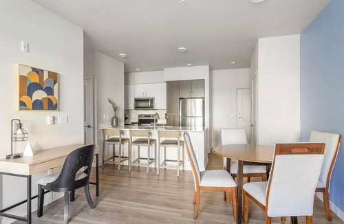 Smokey Point Apartment | Landing | Modern 2BD, Clubhouse, Pool
