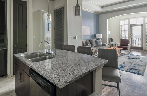 Westchase Apartment | Landing | Modern 2BD, Clubhouse, Gym
