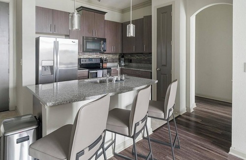 Westchase Apartment | Landing | Modern 2BD, Clubhouse, Gym