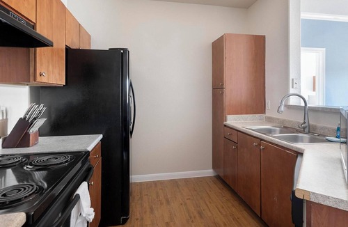 Austin Apartment | Landing | Modern 2BD, Courtyard, Clubhouse