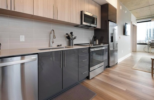 Baileys Crossroads Apartment | Landing | Modern 2BD, Gym, Game Room