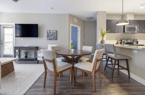 Washington Park West Apartment | Landing | Modern 2BD, Gym, Clubhouse