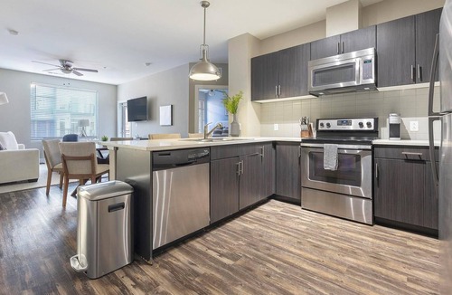 Washington Park West Apartment | Landing | Modern 2BD, Gym, Clubhouse
