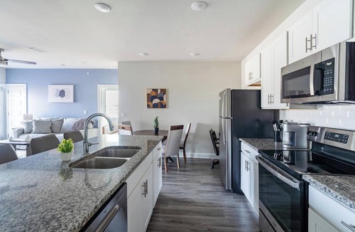 Harvey Apartment | Landing | Modern 2BD, Gym, Clubhouse