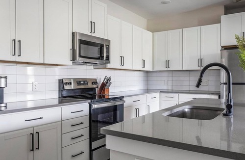 Sugar Hill Apartment | Landing | Modern 2BD, Gym, Pool
