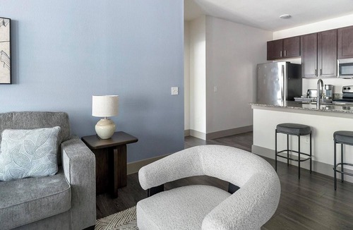 Spring Apartment | Landing | Modern 2BD, Gym, Clubhouse