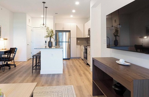 Firestone Apartment | Landing | Modern 2BD, Gym, Clubhouse