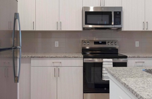 Firestone Apartment | Landing | Modern 2BD, Gym, Clubhouse