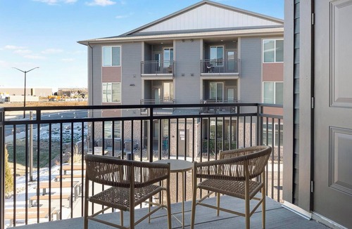 Firestone Apartment | Landing | Modern 2BD, Gym, Clubhouse
