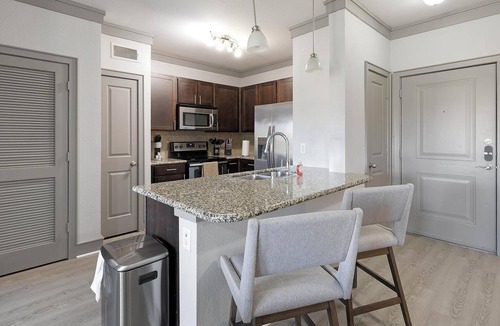 Northeast Carrollton Apartment | Landing | Modern 2BD, Pool, Gym