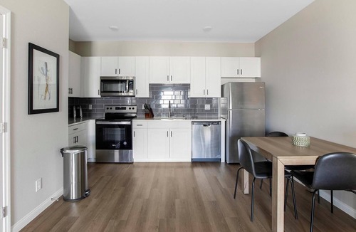 Townsite Apartment | Landing | Modern 2BD, Pool, Rooftop Lounge