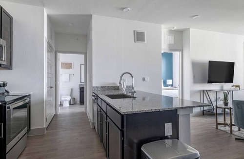 Austin Apartment | Landing | Modern 2BD, Pool, Gym